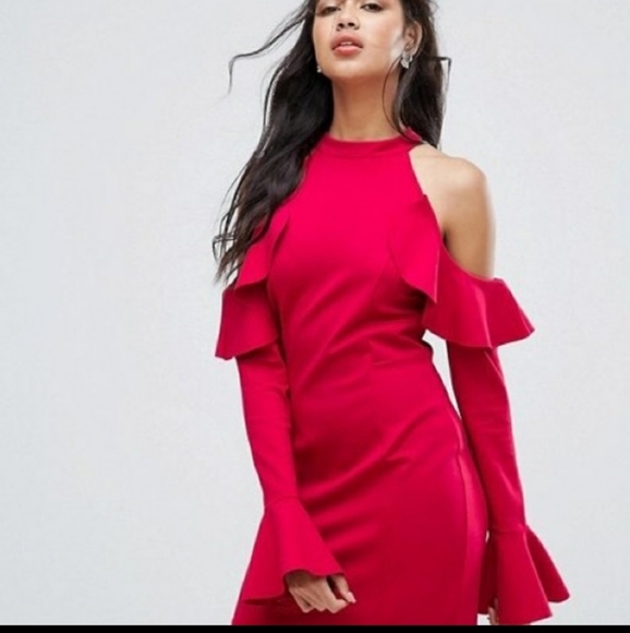 Free People Dresses & Skirts - Free People cold shoulder ruffle dress